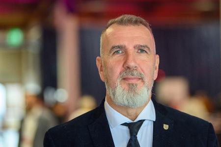 Der Thüringer Steffen Schütz wandte sich gegen Kritik an seinem Landesverband.