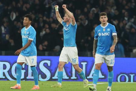 Italien: Neapel besiegt Juventus und übernimmt Tabellenführung
