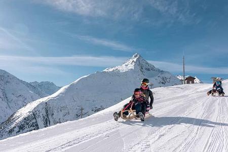 i_Winter_Alpen_Rodelweg