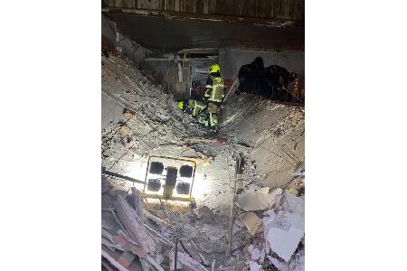 Bild: Feuerwehr Oberhausen; Blick in Ladenlokal