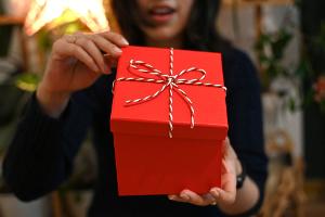 Ich schenk’ mir was: neuer Geschenke-Trend zum Fest