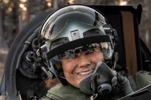 Über den Wolken: Kronprinzessin Victoria bei der Luftwaffe