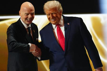 Wegen Trump-Beziehung: Beschwerde gegen FIFA-Chef Infantino
