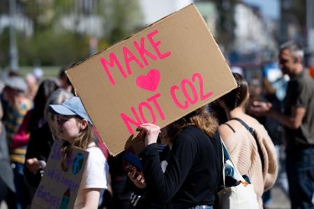 Die EU setzt sich neues Ziel für weniger Treibhausgasemissionen. (Archivbild)