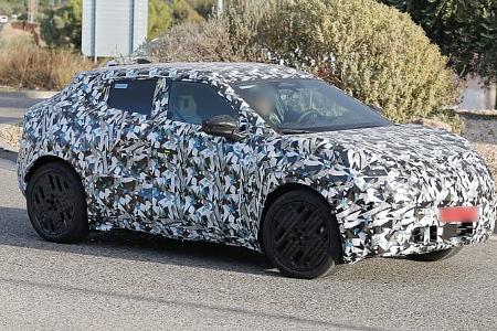 Nissan Juke EV Erlkönig