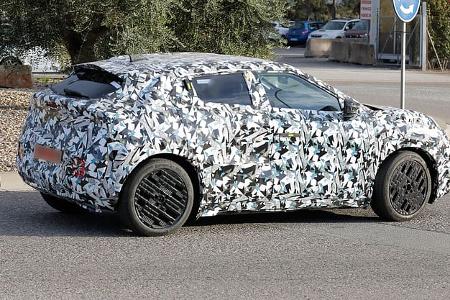 Nissan Juke EV Erlkönig