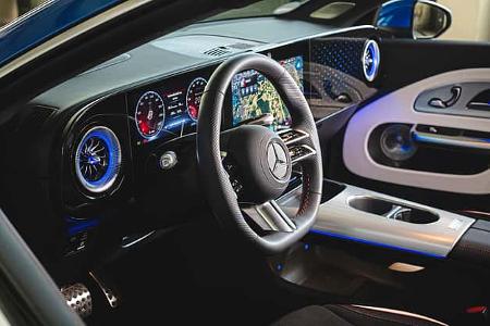 Mercedes CLA, Cockpit