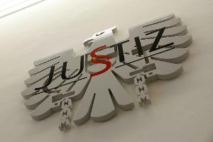 Die Angeklagten wurden aus Mangel an Beweisen freigesprochen.