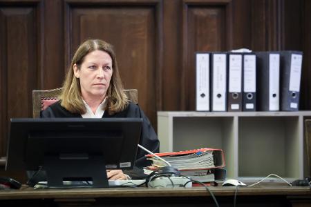 Die Vorsitzende Richterin Isabel Hildebrandt leitet den Block-Prozess.