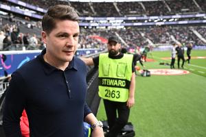 Neuer Sportdirektor: Wolfsburg holt Schwegler aus Frankfurt