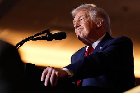 Trump spricht von geplantem Treffen mit Selenskyj und den Europäern