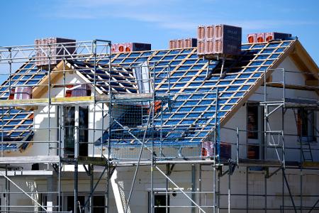 Im Wohnungsbau dürfte es bald wieder bergauf gehen (Archivbild).