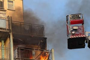 © Feuerwehr Dresden
Auch eine Drehleiter wurde in Stellung gebracht.