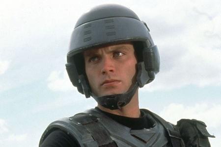 Johnny Rico (Casper Van Dien)