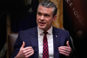 Verteidigungsminister Pete Hegseth bestätigt Tod von US-Soldaten in Syrien 