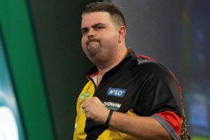 Darts: Clemens souverän in Runde zwei
