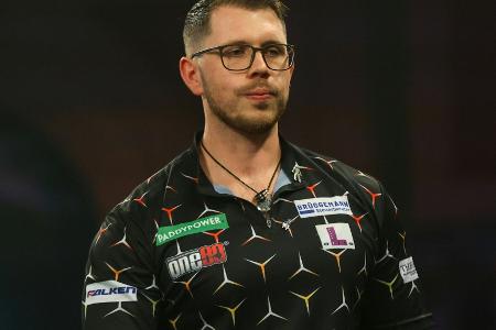 Wenig unterliegt Plaisier: Erster Deutscher bei Darts-WM raus