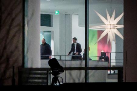 Die Bemühungen um einen Frieden gehen am Montag in Berlin weiter.