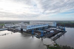 Die Wolken über der Meyer Werft in Papenburg werden weniger – neue Aufträge für Kreuzfahrtschiffe garantieren die Auslastung für die kommenden zehn Jahre.
