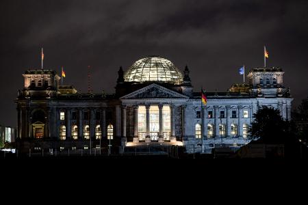 Der Bundestag kämpfte am Montag mit einem Ausfall des Internets. (Archivbild)