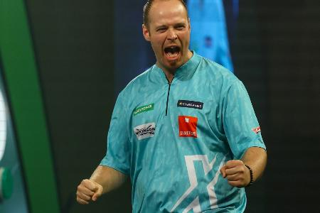 Starkes Comeback: Hopp meistert Auftakthürde