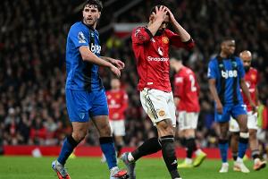 Acht Tore: Wildes Unentschieden in Manchester