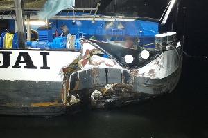 Die Bugwand wurde bei dem Unfall beschädigt