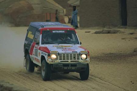 12/2025 Mitsubishi Pajero Dakar 1985 Restaurierung