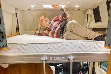 Bett, Karmann Dexter 595, Wohnmobil, Camping, Camperbus