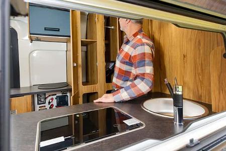 Küchenfenster, Karmann Dexter 595, Wohnmobil, Camping, Camperbus