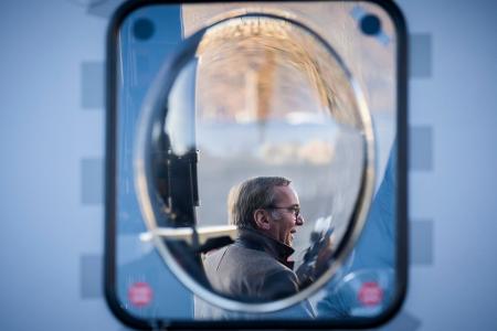 Bundesminister der Verteidigung bekommt einen neuen Hubschrauber