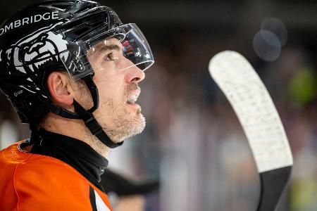 DEL: Grizzlys verlängern mit Kapitän Machacek