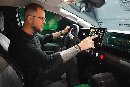 Renault Twingo E-Tech Electric Serienauto Elektro-Kleinwagen