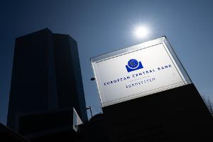 Die Euro-Währungshüter der EZB blicken regelmäßig auf Konjunktur und Inflation im Währungsraum. (Archivbild)