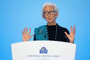 Lagarde: "Ich finde es in gewisser Weise sehr befriedigend, dass so viele Menschen meinen Job haben wollen. Es ist ein großartiger Job."