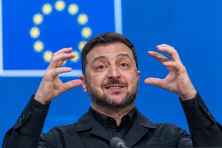 Drängt auf eine schnelle Entscheidung für Geld für sein Land: Der ukrainische Präsident Wolodymyr Selenskyj.