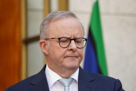 Australiens Premier Albanese will die Zahl der Waffen im Land reduzieren. 