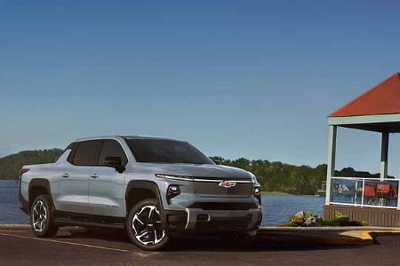 08/2025 Chevrolet Silverado EV Reichweitenrekord