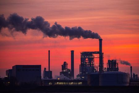 Die Bundesbank sieht für 2026 erste Lichtblicke für die deutsche Wirtschaft nach drei mageren Jahren. (Symbolbild)