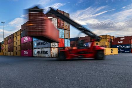 Höhere Zölle belasten die Exporte, aber es ist Erholung in Sicht. (Symbolbild)