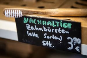 Für einen Teil der Konsumentinnen und Konsumenten spielt die Frage, ob ein Produkt das Kriterium "Nachhaltigkeit" erfüllt, eine Rolle bei der Kaufentscheidung. (Symbolbild)