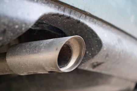 Die EU-Kommission hat die Pläne für ein striktes Verbrenner-Aus angepasst.