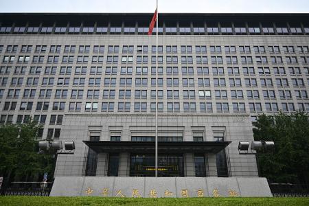 China verhängt vorläufige Zölle auf einige Milchprodukte. Schuld an der Lage sei Brüssel, das ebenfalls gegen chinesische Produkte vorgehe, heißt es aus Peking. (Archivbild) 