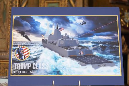 Trump kündigt den Bau von neuen Schlachtschiffen an. 