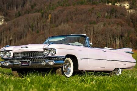 Cadillac Series 62 Convertible