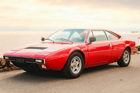 Ferrari Dino 308 GT4