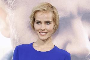 "Transformers"-Schauspielerin Isabel Lucas freut sich über erstes Kind