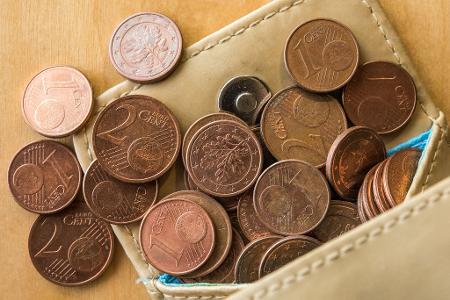 Teuer in der Herstellung, oft verschwunden in Sparschweinen und Sammelbüchsen: Über eine Abschaffung von Ein- und Zwei-Cent-Münzen wird immer wieder diskutiert. (Symbolbild)