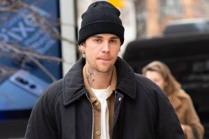 Justin Bieber zeigt Sohn Jack in Weihnachts-Outfit