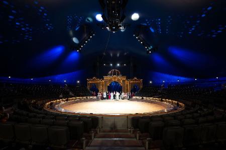 Der Circus Krone feierte am ersten Weihnachtstag die Premiere seines Winterprogramms, das in diesem Jahr unter dem Motto 